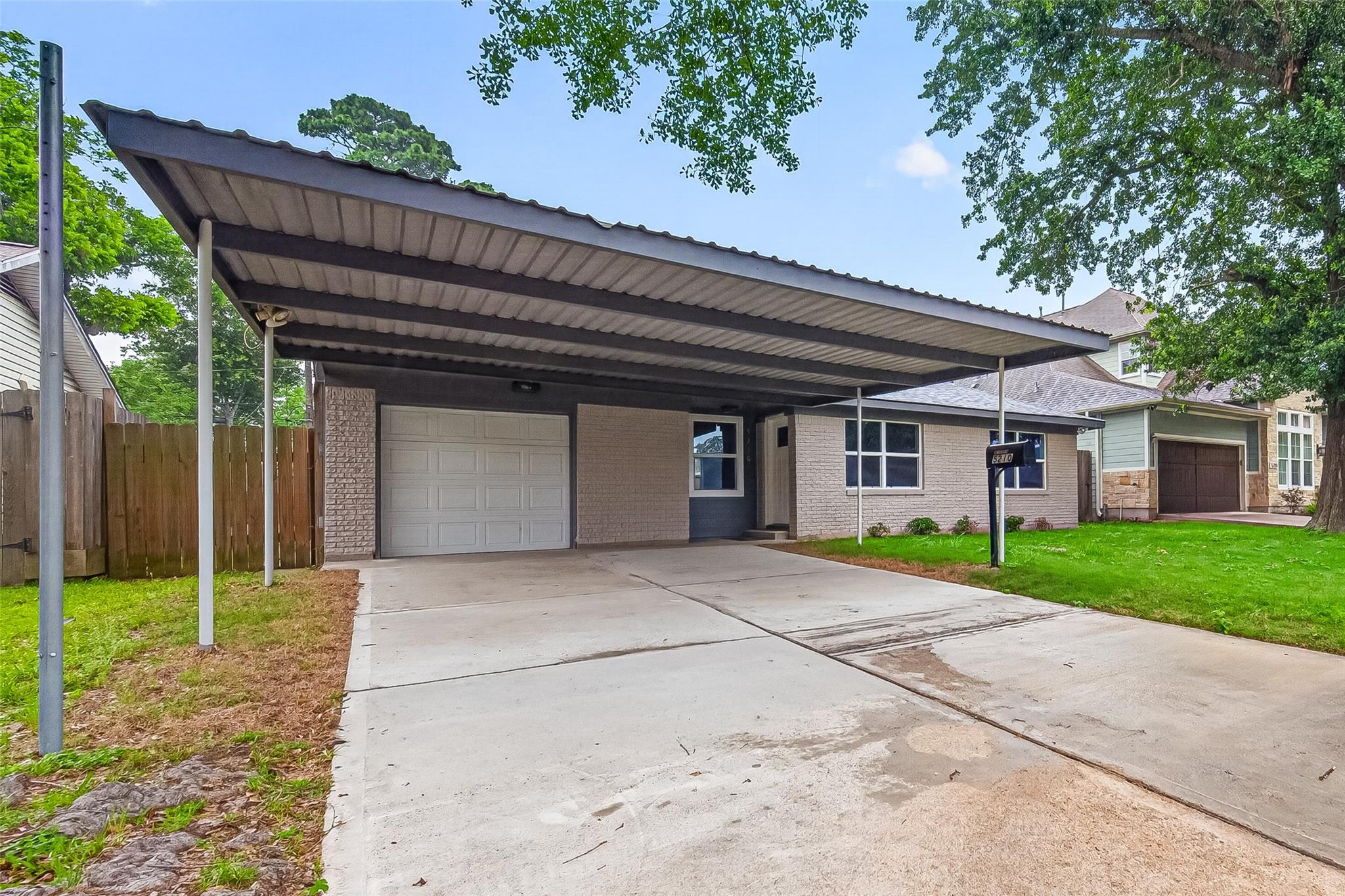 5210 Verdome Lane