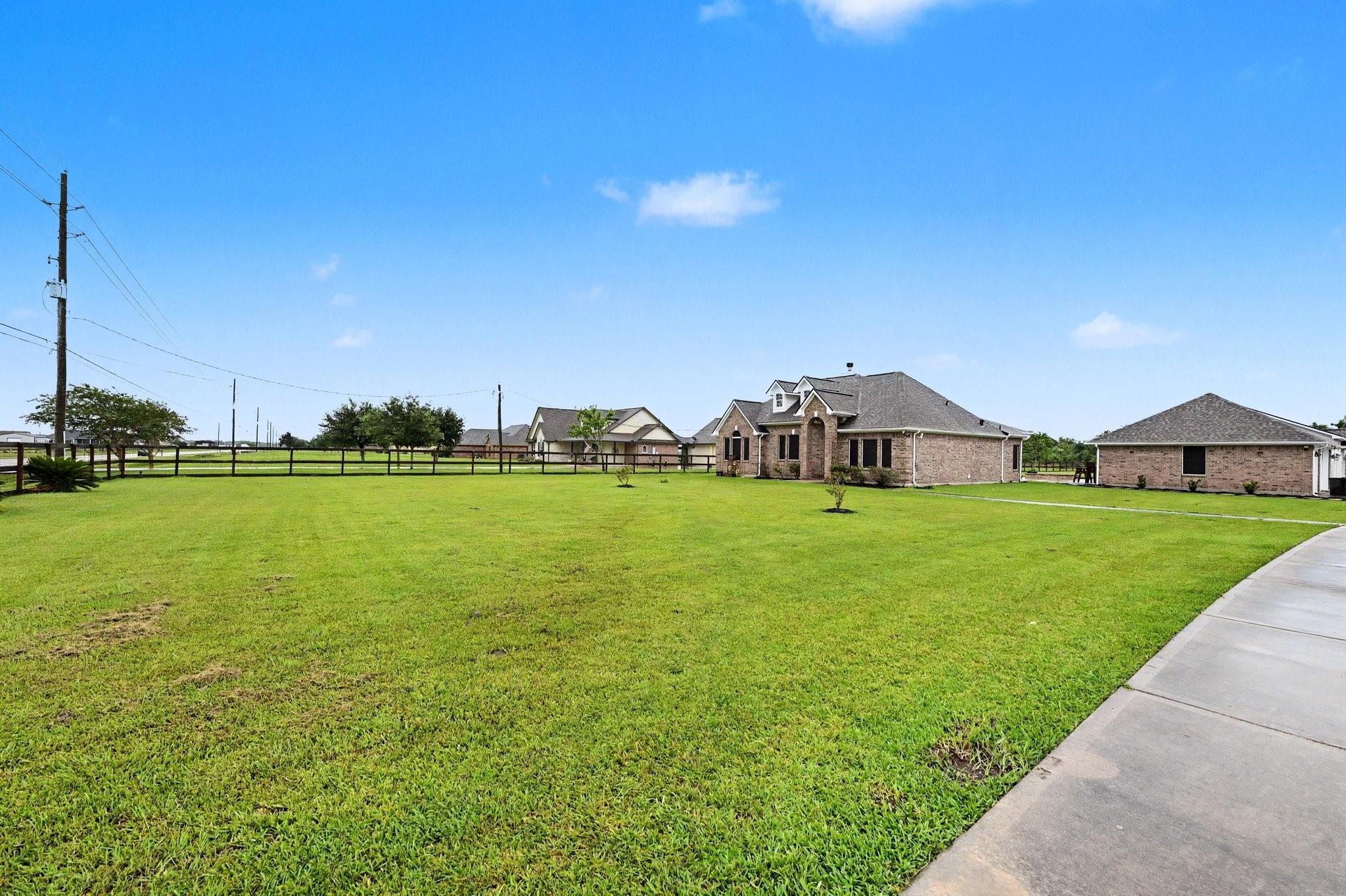 7730 Pebble Hill Lane