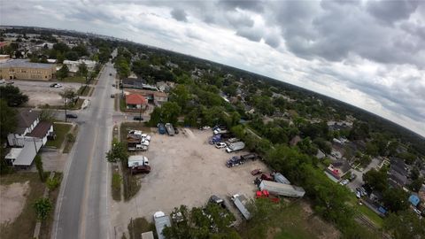 Photo of 7206 Capitol St St, Houston, TX 77011 (MLS # 94456345)