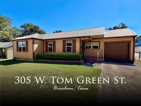 Photo of 305 W Tom Green St, Brenham, TX 77833 (MLS # 40622347) Photo of 305 W Tom Green St, Brenham, TX 77833 (MLS # 40622347)