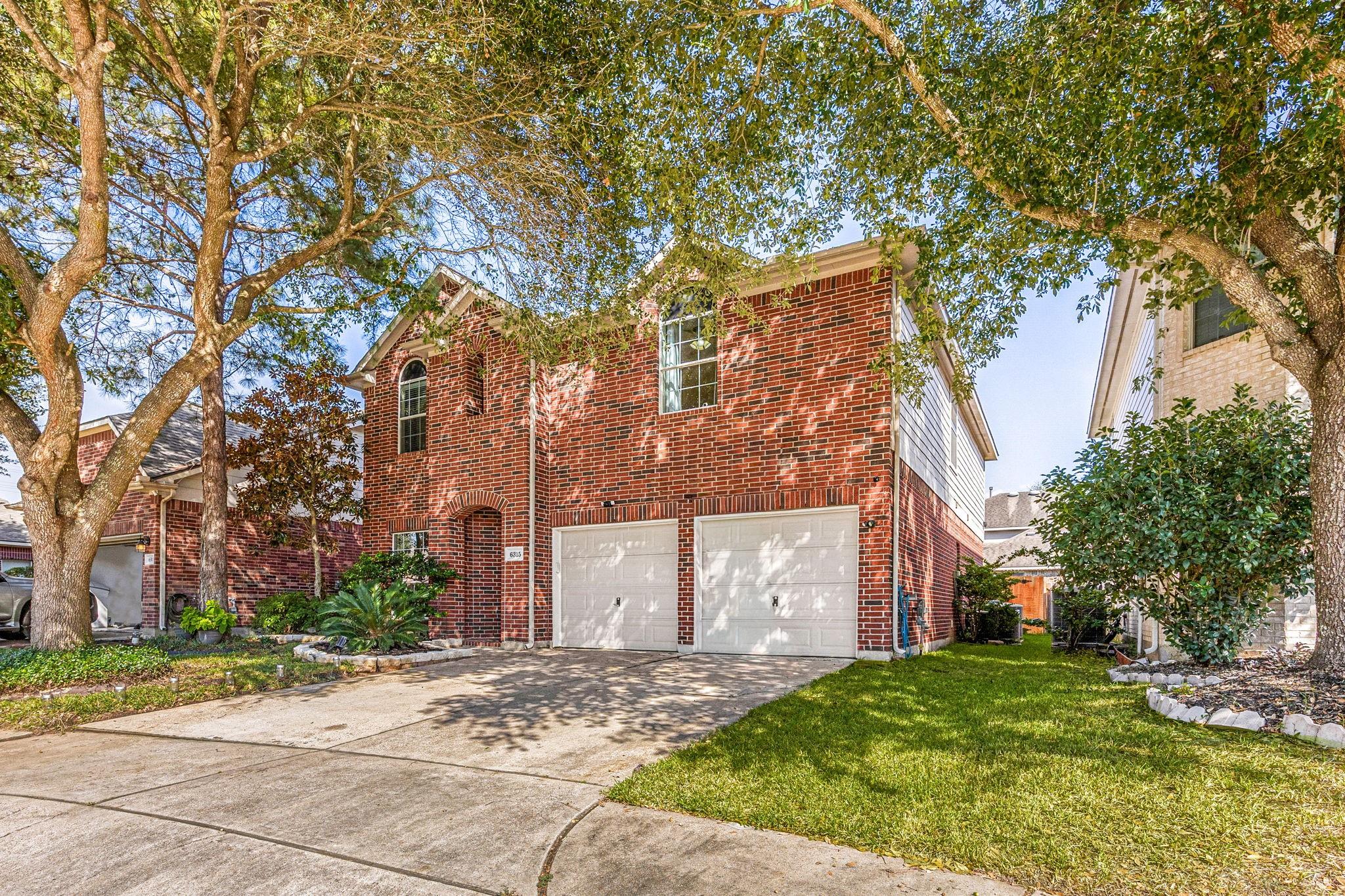 6315 Linfield Bluff Lane