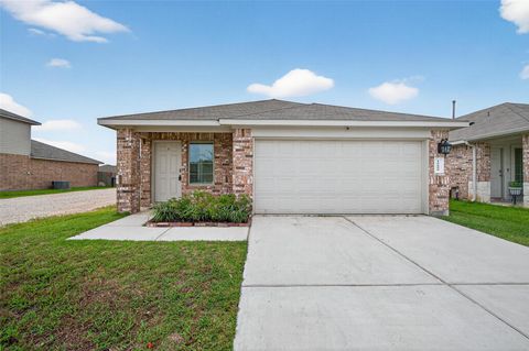 Photo of 16600 Lonely Pines Drive, Conroe, TX 77302 (MLS # 44142982)