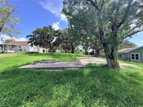 Photo of 911 Moss Lane, Cuero, TX 77954 (MLS # 4097416)