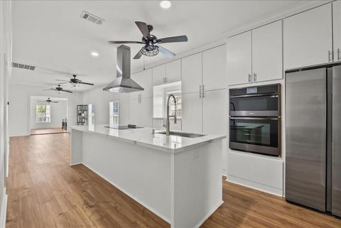 Photo of 7013 Corsicana Street, Houston, TX 77020 (MLS # 5908062)