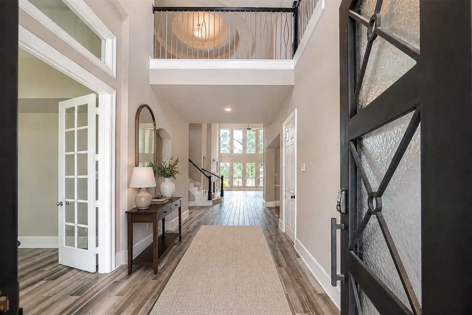 115 N Winter Sunrise Circle