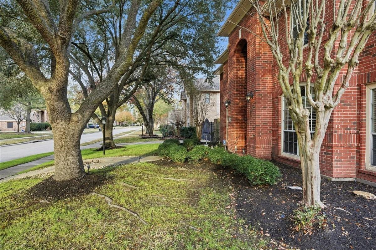 11815 Regency Forest Drive