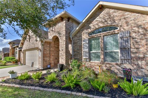 814 Fairway Drive La Porte TX 77571