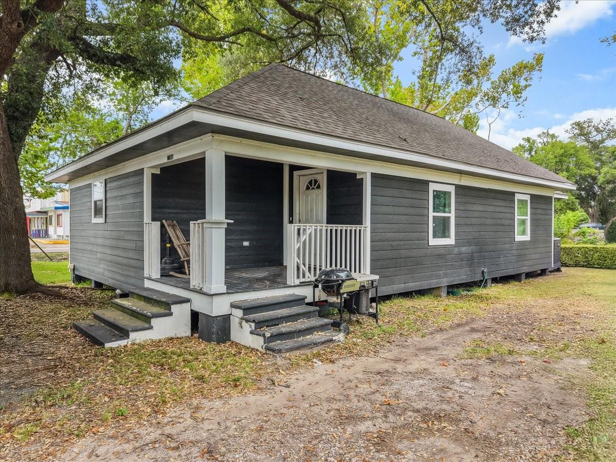 5201 Main Street