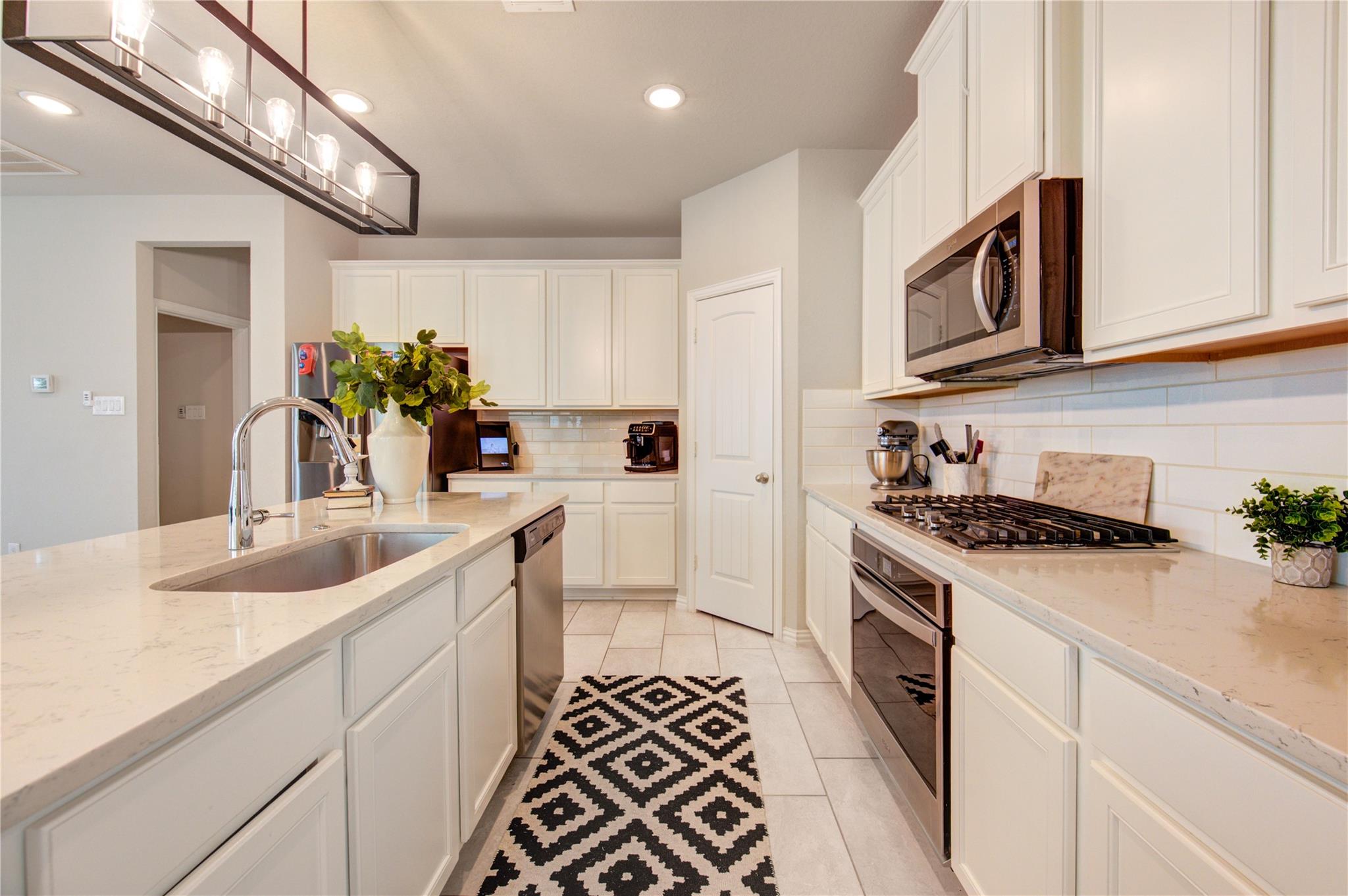 17715 White Lightning Way