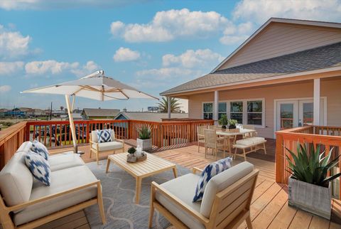 Photo of 17 Edgewater Street, Hitchcock, TX 77563 (MLS # 30314591) Photo of 17 Edgewater Street, Hitchcock, TX 77563 (MLS # 30314591)