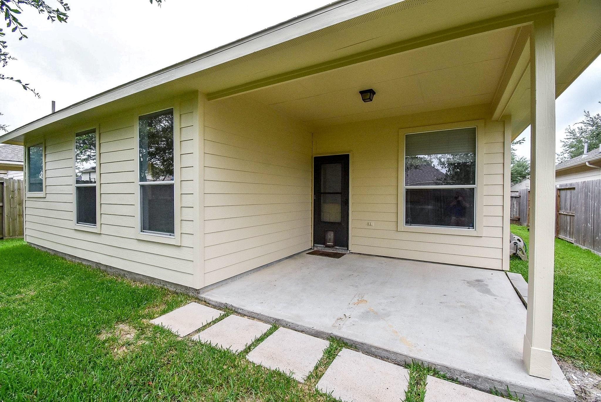 6711 River Ridge Lane