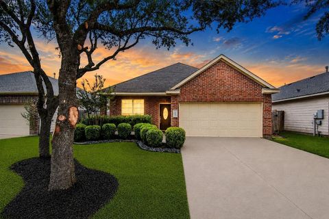 Photo of 6711 River Ridge Lane, Dickinson, TX 77539 (MLS # 37691889)