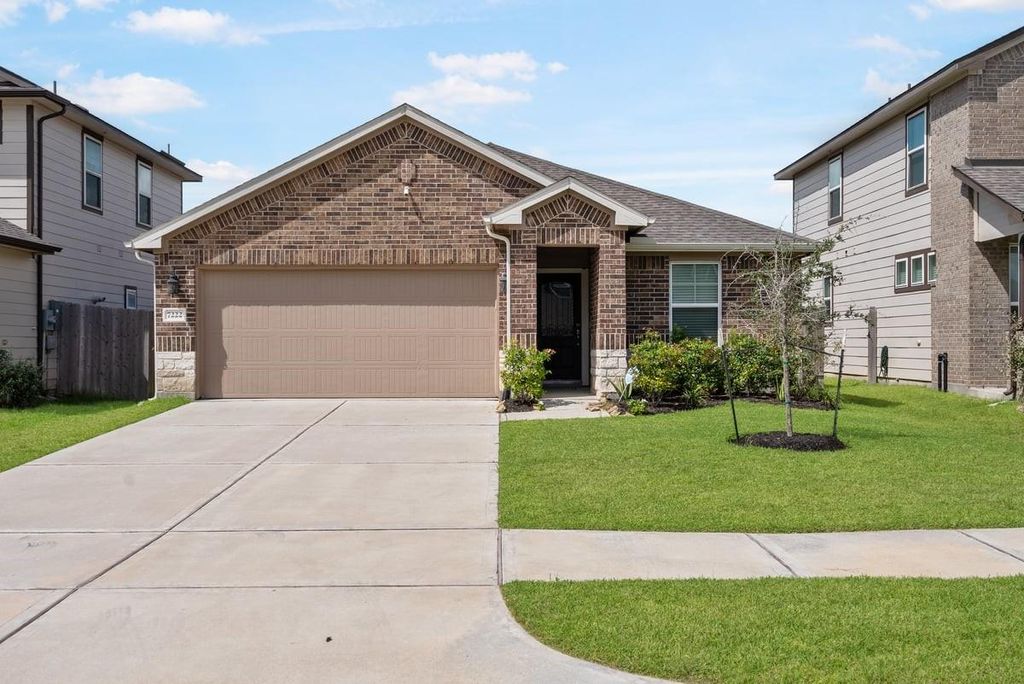 Photo of 7222 Melrose Lane, Rosharon, TX 77583 (MLS # 85653334)