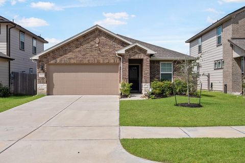 Photo of 7222 Melrose Lane, Rosharon, TX 77583 (MLS # 85653334)