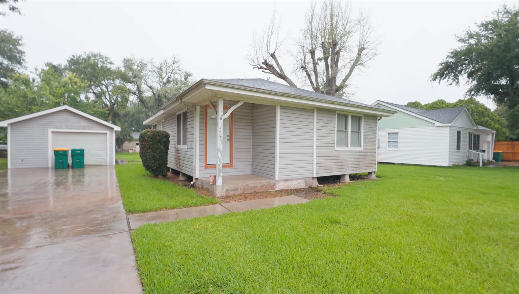 2109 Magnolia Drive