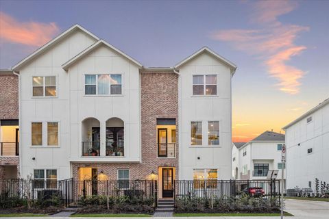 Photo of 3057 Hicks Street, Houston, TX 77007 (MLS # 38834546)