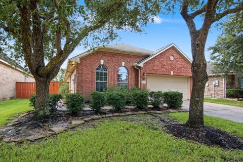 Photo of 16511 Blue Shine Trail, Cypress, TX 77433 (MLS # 36268317)