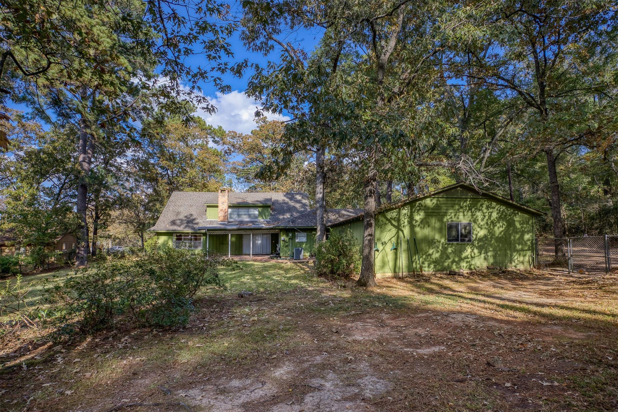 408 Robinhood Circle