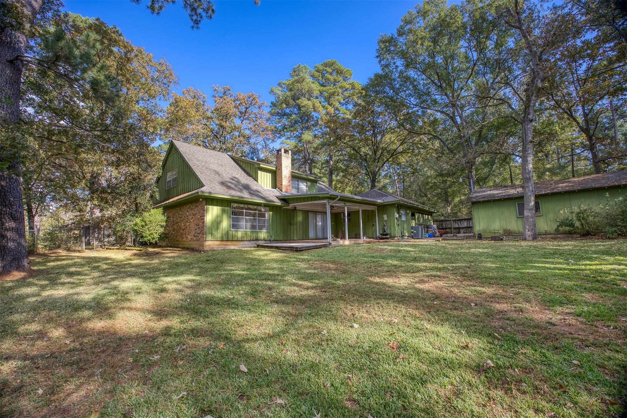 408 Robinhood Circle