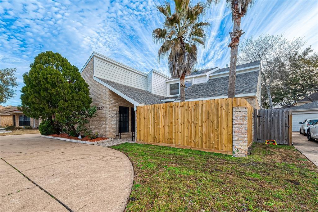 3127 Ashfield Drive