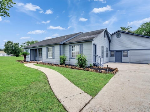 Photo of 2000 Bob Smith Road, Baytown, TX 77521 (MLS # 86814575)
