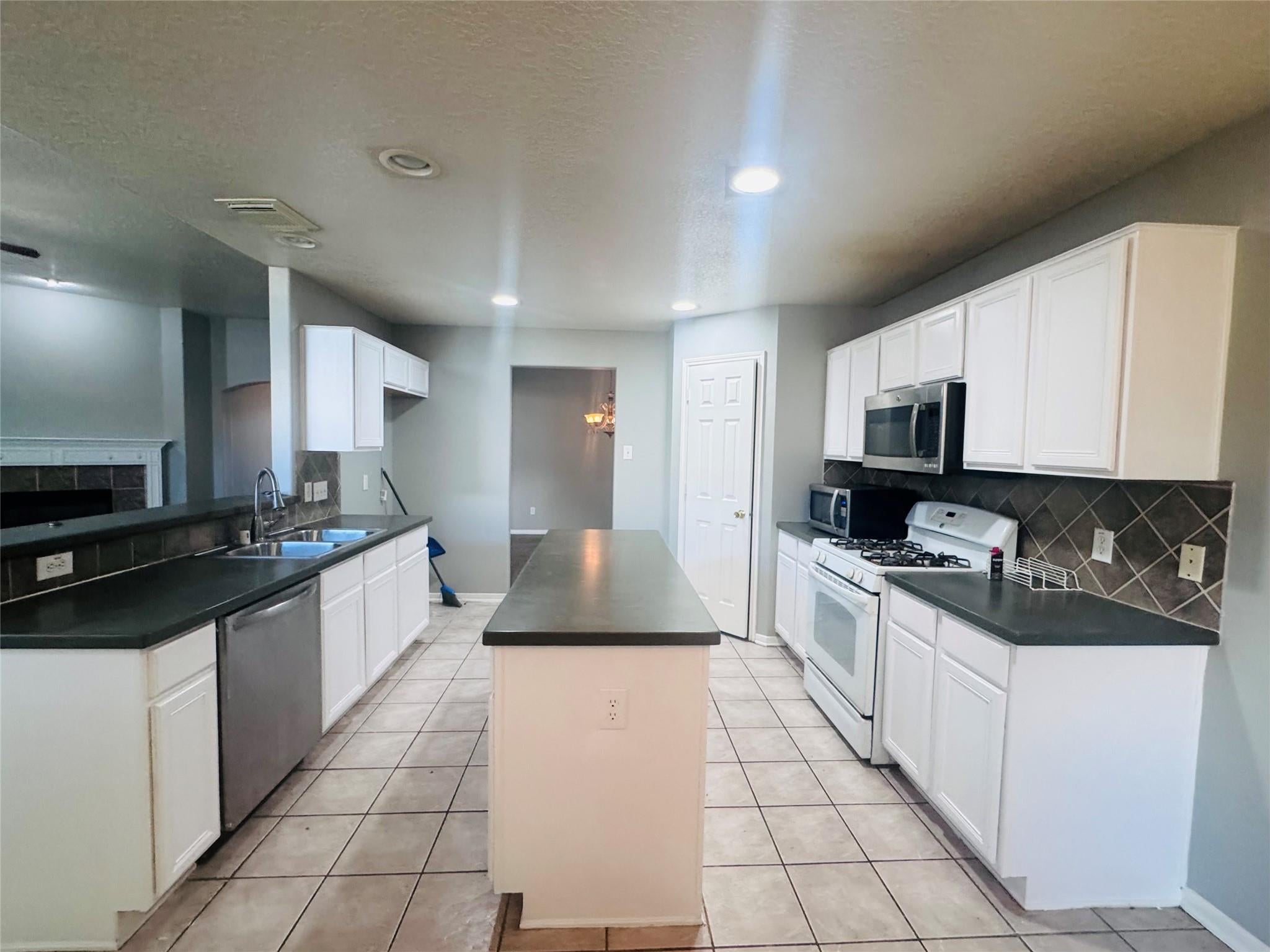 20210 Charlisa Springs Drive