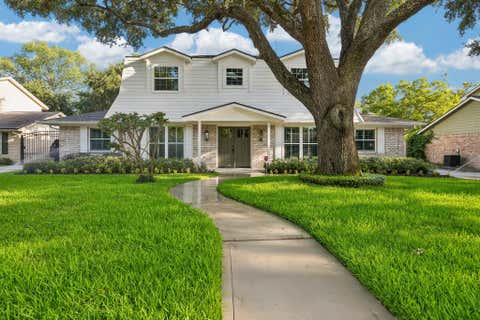 Photo of 11007 Cranbrook Road, Houston, TX 77042 (MLS # 34467670)