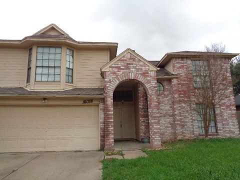 Photo of 16318 Leamington Lane, Houston, TX 77095 (MLS # 83128194)