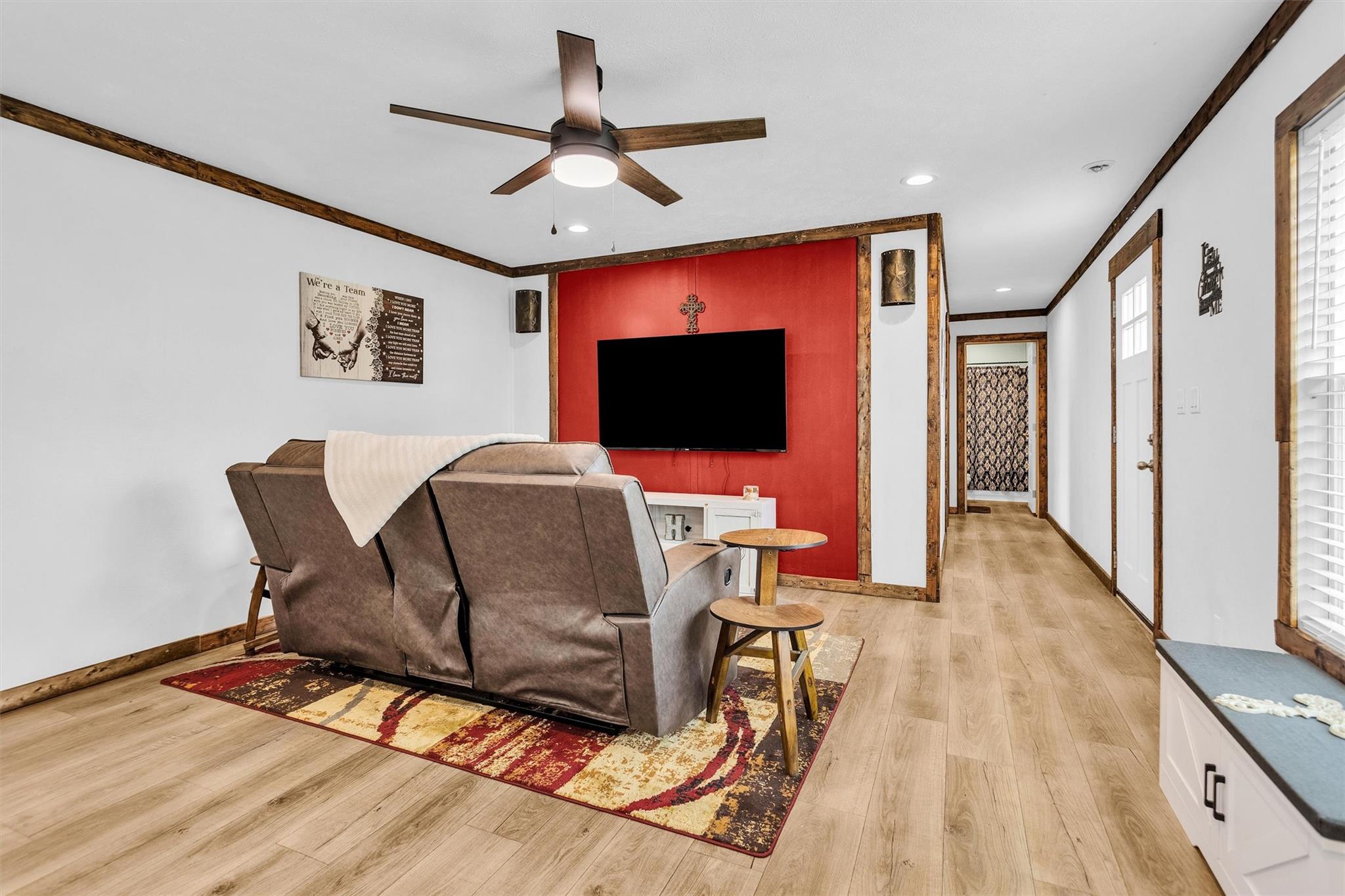 8908 County Road 279