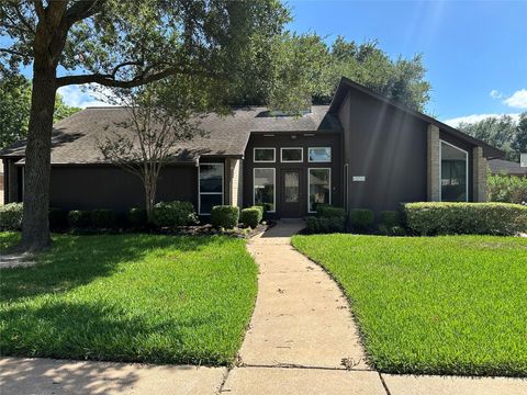 Photo of 15711 Four Leaf Drive, Houston, TX 77084 (MLS # 10768058)