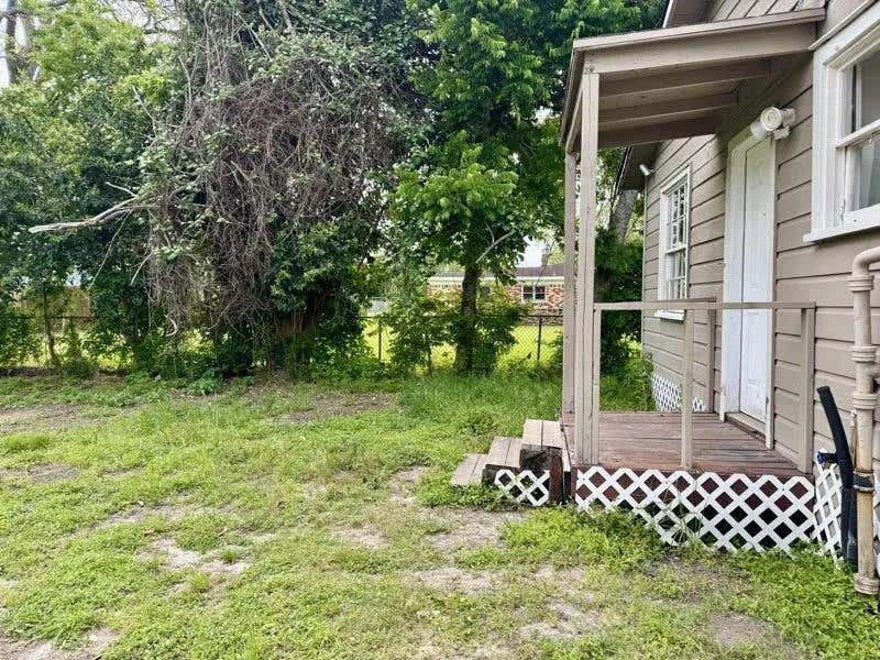 Photo of 1501 Nashby Street, La Marque, TX 77568 (MLS # 61690355)
