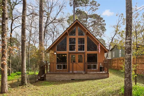 Photo of 20 Shannon St, Huntsville, TX 77320 (MLS # 52021795)
