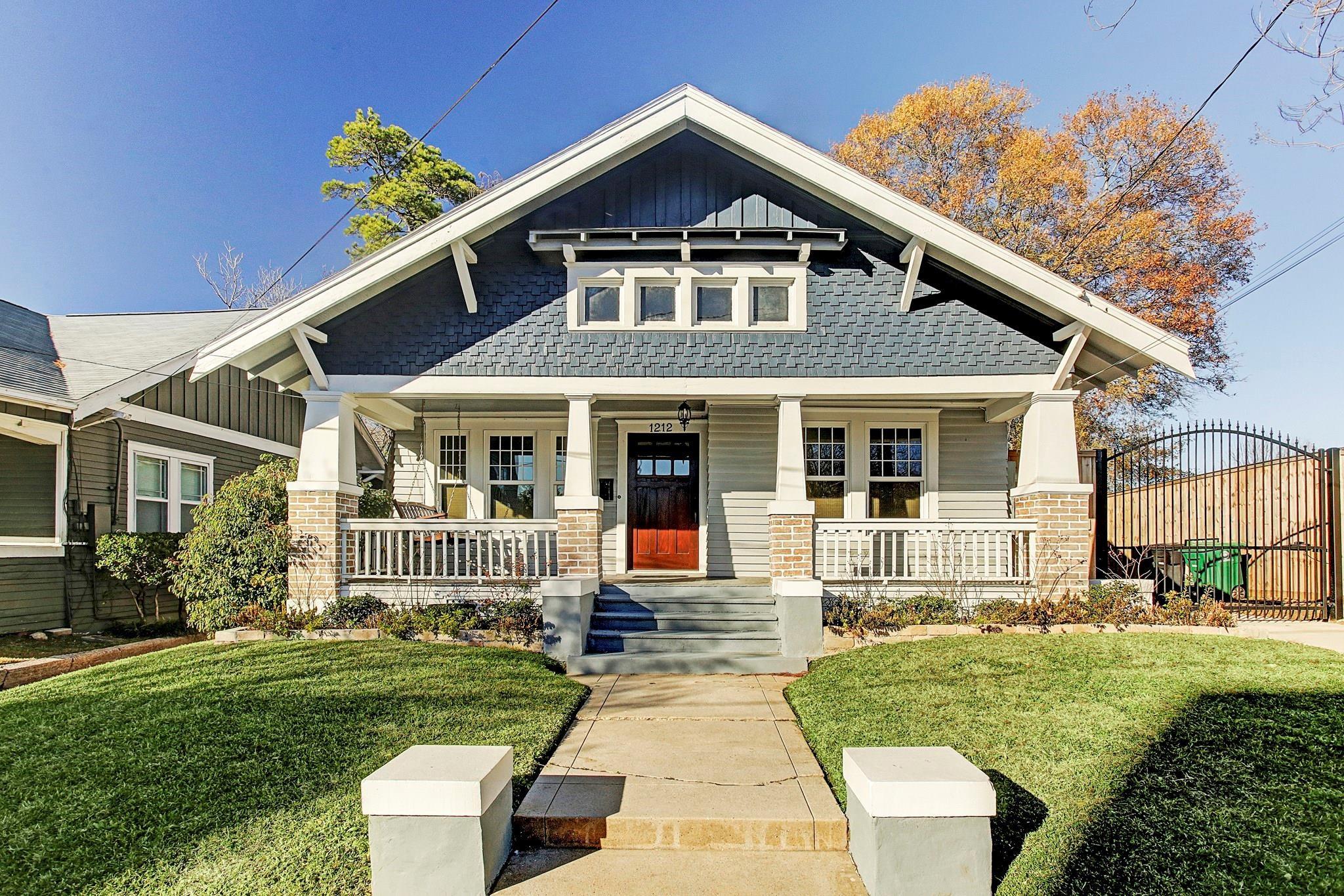 1212 Wrightwood Street