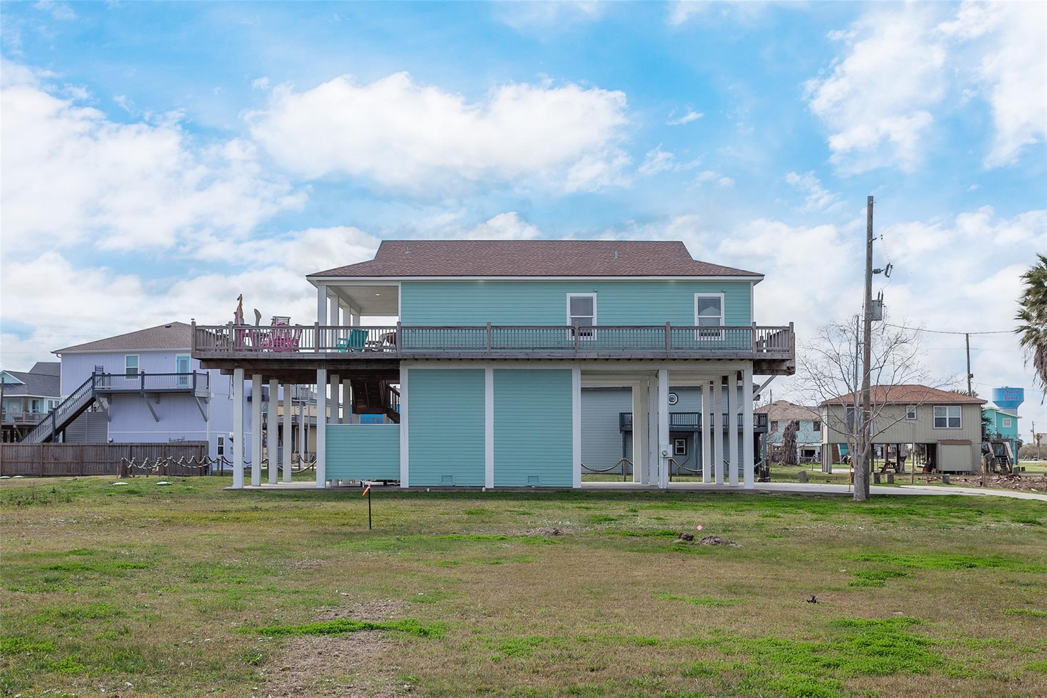 2110 Seahorse Lane