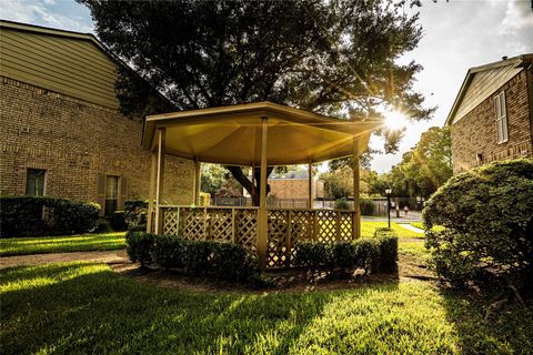 Tiny photo for 1515 Sandy Springs Road #1001, Houston, TX 77042 (MLS # 63545275)