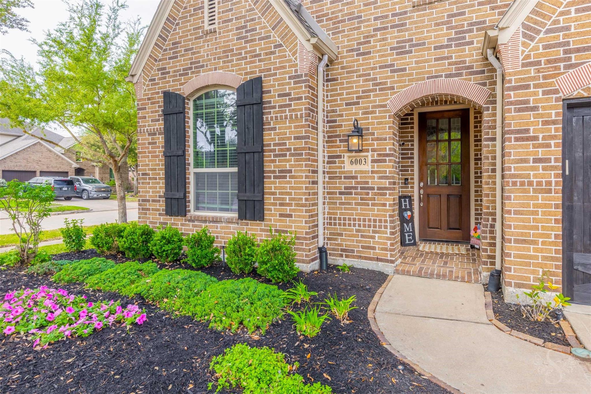 6003 Hedgepark Drive