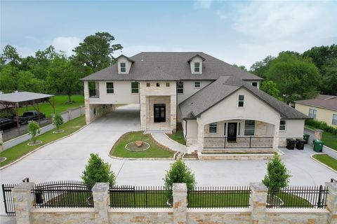 5726 Martha Lane Houston TX 77032