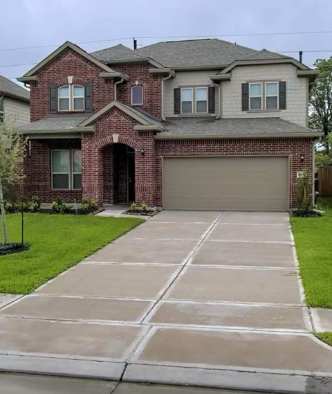 Photo of 14112 Harmony Ridge Trail, Pearland, TX 77584 (MLS # 92398883)