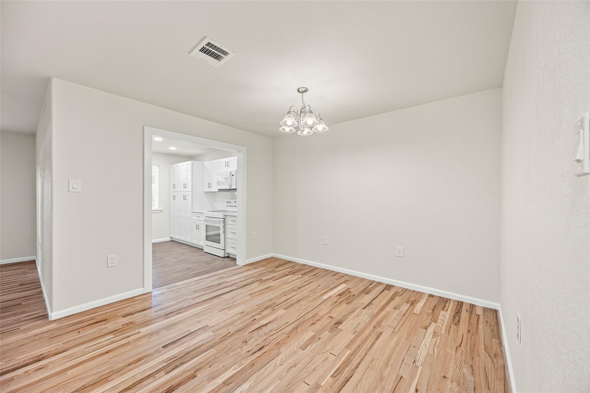 1831 Country Village Boulevard