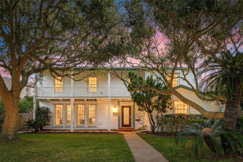 Photo of 4315 Sherman Boulevard, Galveston, TX 77550 (MLS # 85106894)