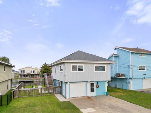 Photo of 66 Tarpon Street, Bayou Vista, TX 77563 (MLS # 23526464)