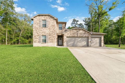 3014 Titus New Caney TX 77357