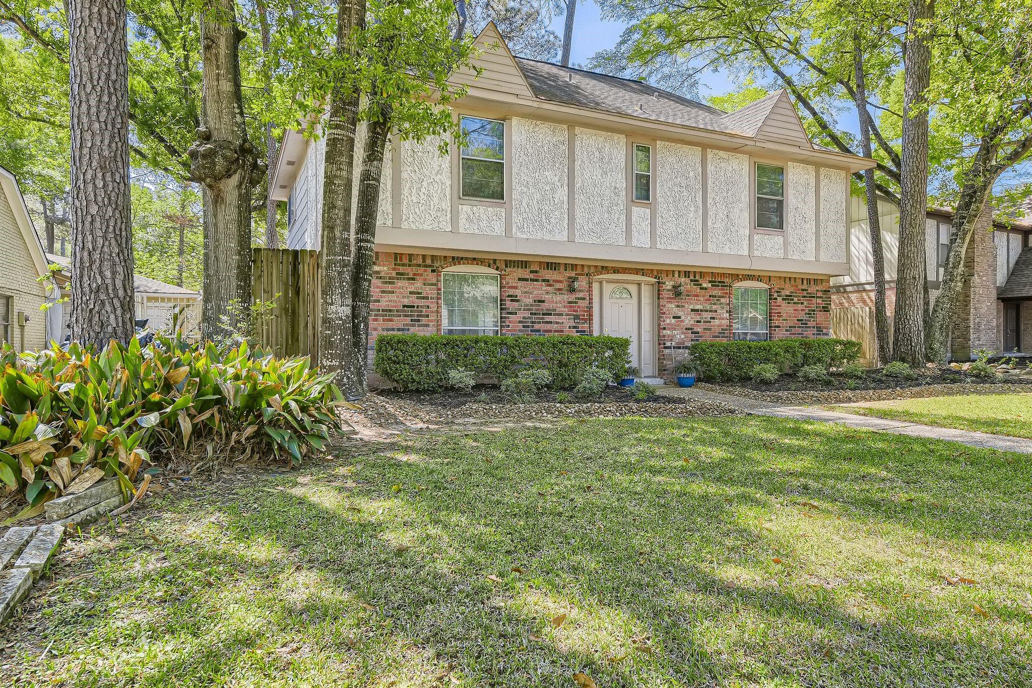 19527 Enchanted Oaks Drive