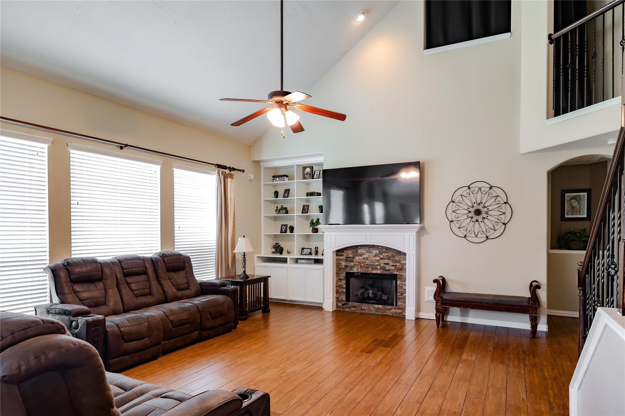 5414 Summer Oak Drive