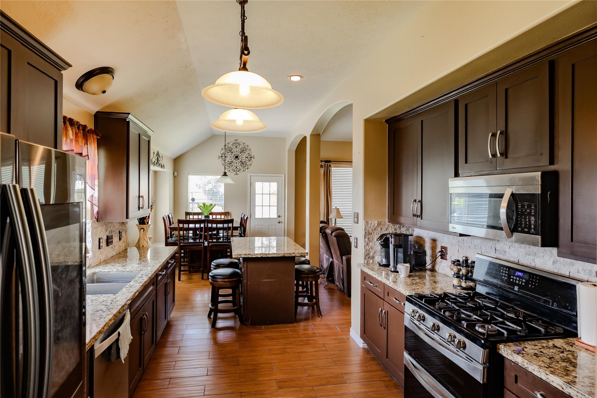 5414 Summer Oak Drive
