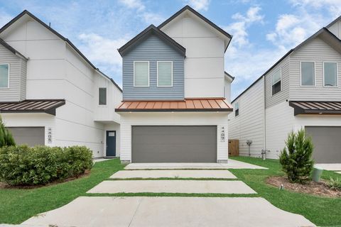 Photo of 4407 Abaco Lane, Houston, TX 77045 (MLS # 33623165)