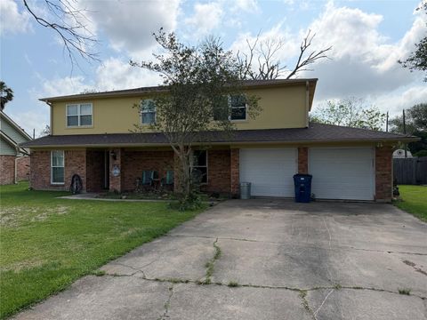 Photo of 6105 Sugar Hill Drive, Angleton, TX 77515 (MLS # 23780226)