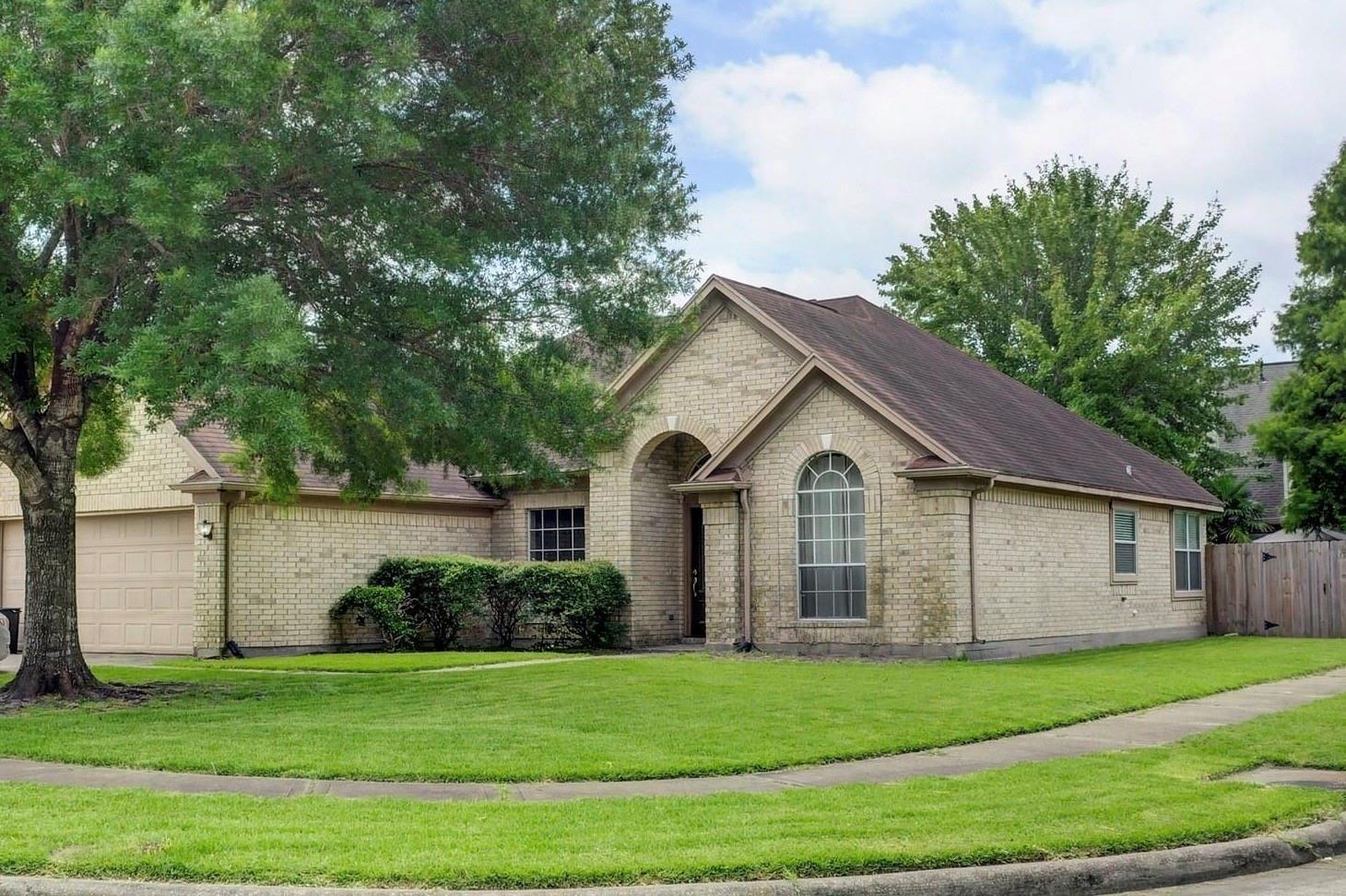 10302 Otter Circle Circle