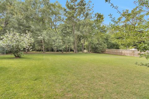 Photo of 1183 Oak Lane, Conroe, TX 77316 (MLS # 39829906)