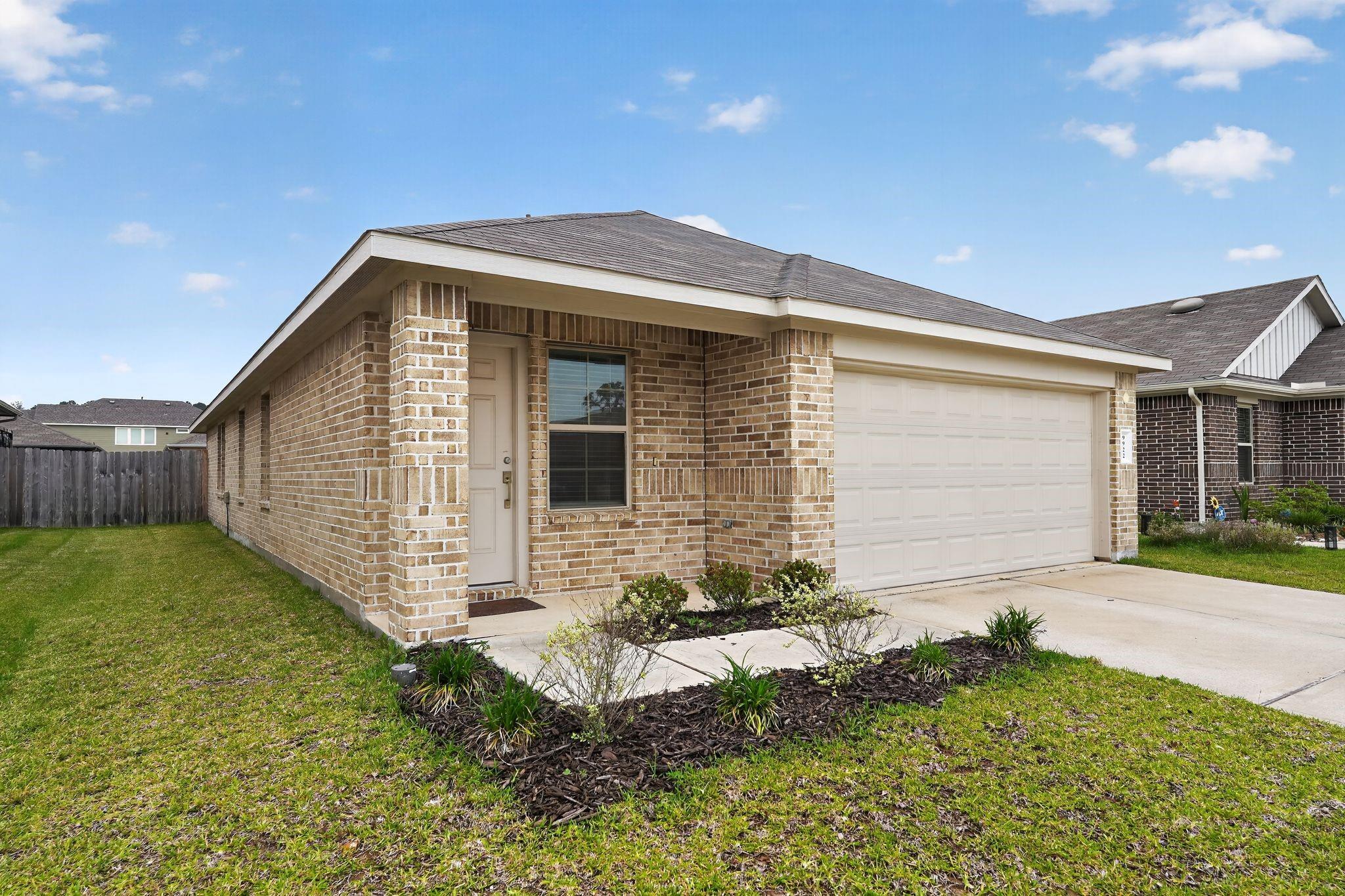 9922 Glenbrook Lane